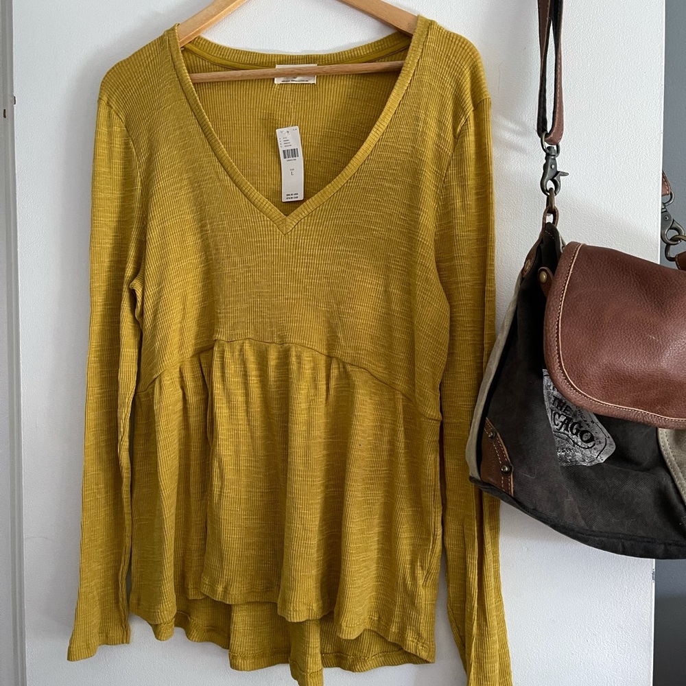 NWT! Anthropologie yellow v neck babydoll top L - Picture 1 of 3